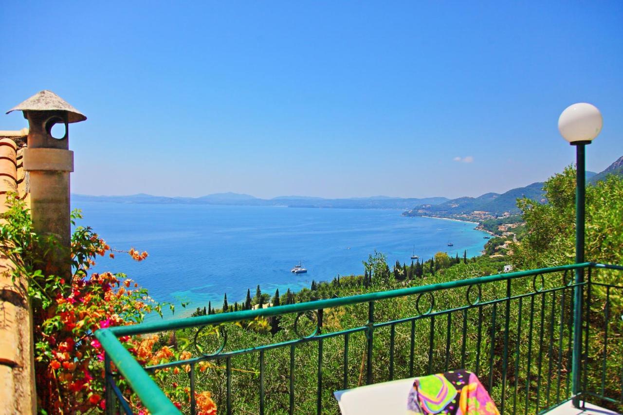 Seaview Calypso Villa Nisaki  Buitenkant foto